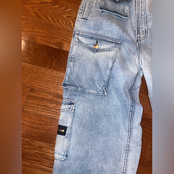 NEW! REVOLVE x EB Denim Cargo Pants in Rain Wash 👖 Medium NWT! - Picture 12 of 15